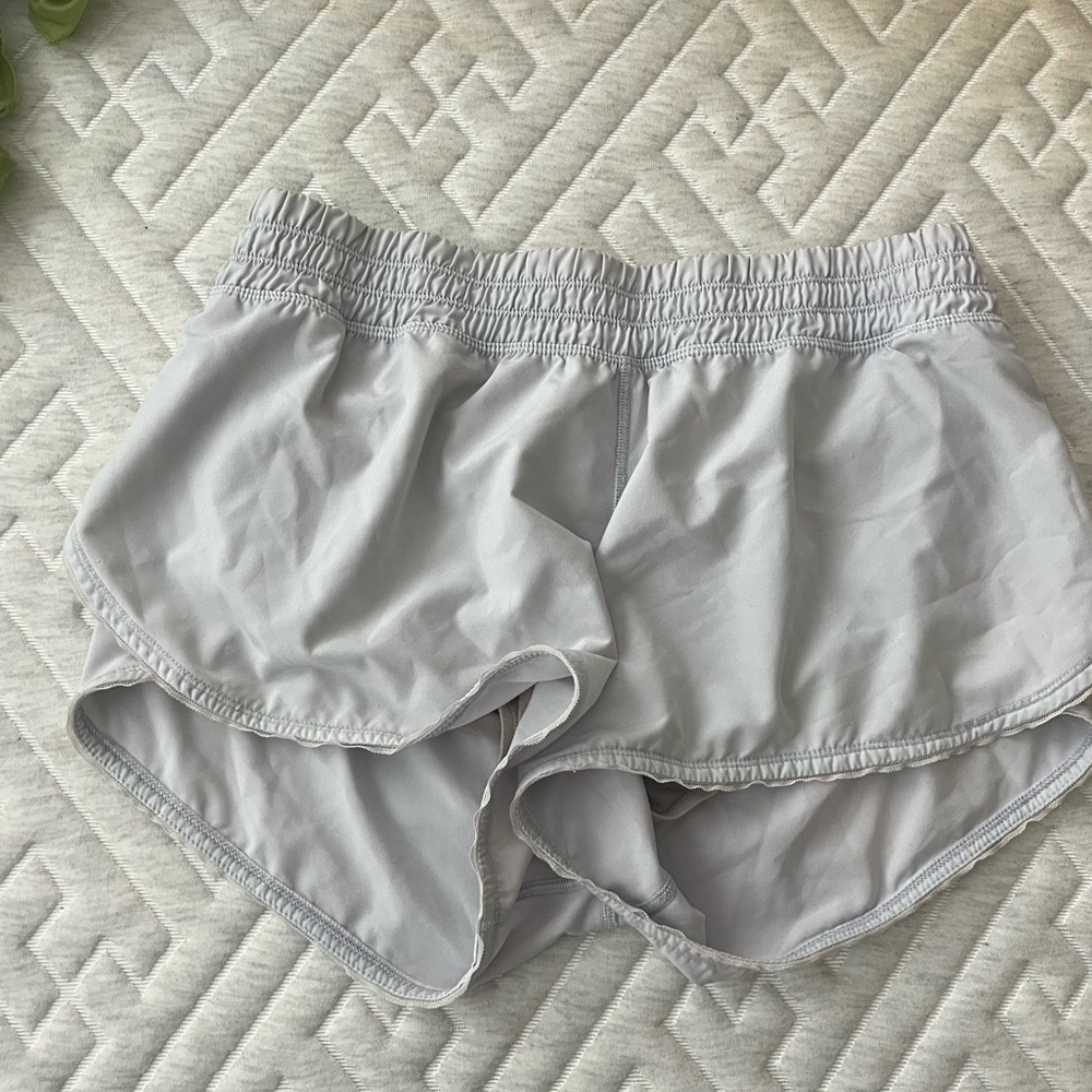 lululemon shorts 3 inch size 6